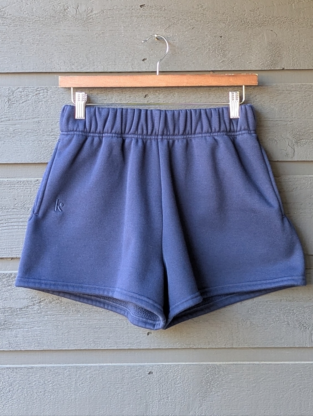 Kamo Fitness Cozy Tec Sweat Shorts High Waisted Pockets Size Small Dark Blue